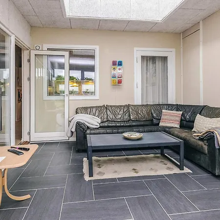 Prázdninový dům 10 Person In Storvorde-by Traum