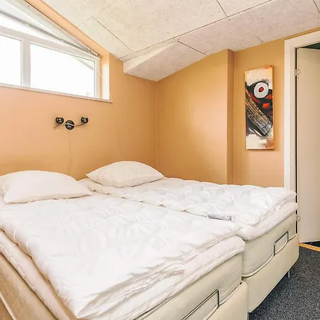 10 Person In Storvorde-by Traum * Storvorde